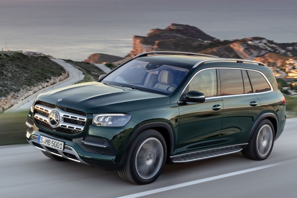Mercedes-Benz GLS · أخضر — الصورة 4